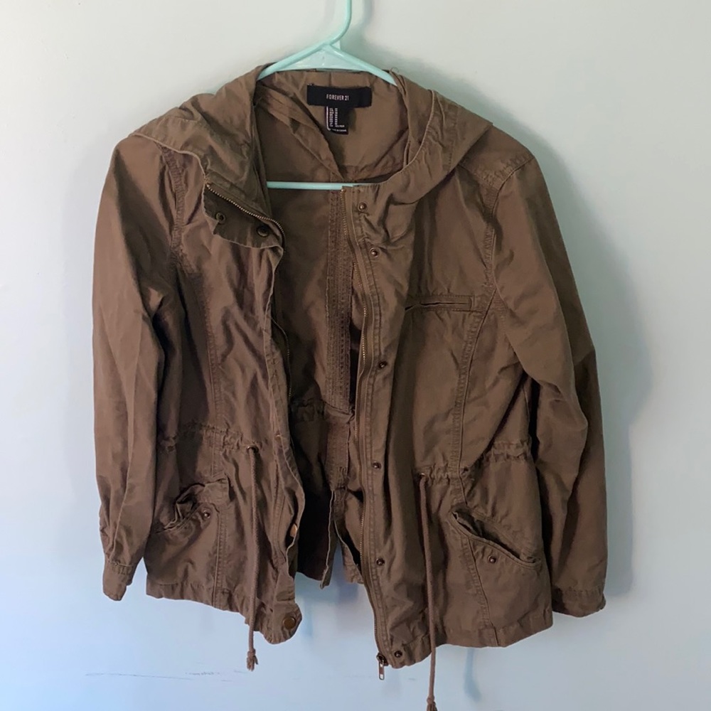 Army Green jacket. Forever 21. Size M.